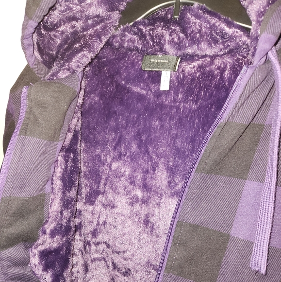 Purple & black Checkered Coat w warm fuzzy purple lining. - Picture 2 of 5